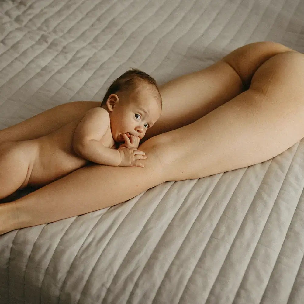Warum Nähe so wichtig ist - Haut-zu-Haut mit deinem Baby einfach erklärt