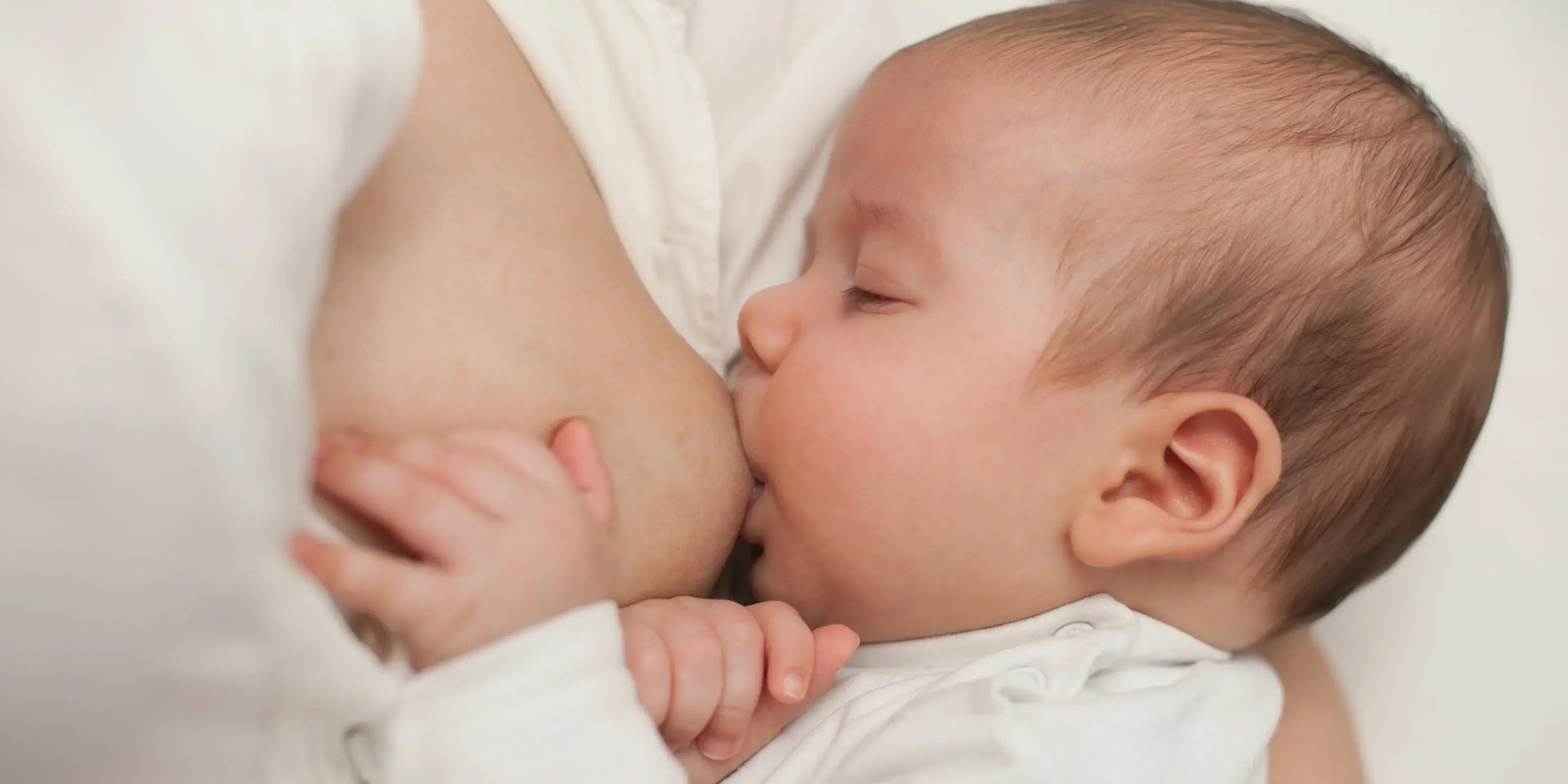 Die Kraft der Muttermilch - Inhaltsstoffe, Fakten und Besonderheiten