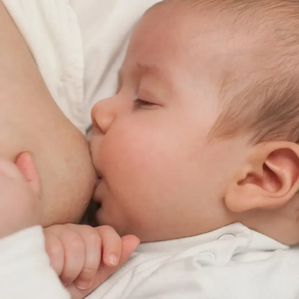 Die Kraft der Muttermilch - Inhaltsstoffe, Fakten und Besonderheiten